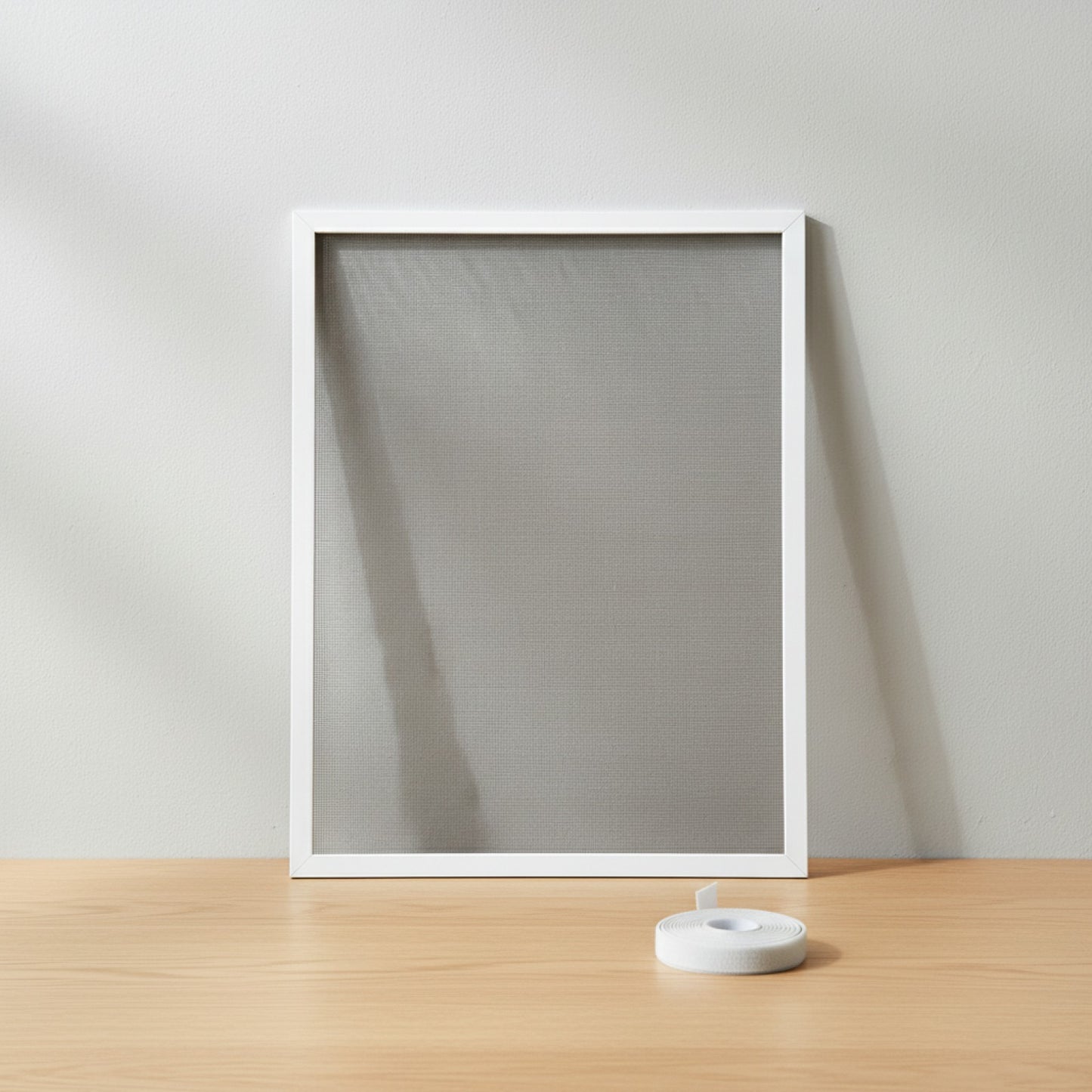Moustiquaire Fenêtre Blanche sur Mesure - Fibre de Verre Invisible et Réutilisable